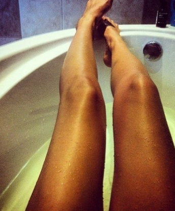 Я знаю, как доставить удовольствие и принести настоящую радость в твою жизнь. 💫 Со мной ты испытаешь незабываемые моменты и сможешь расслабиться, забыв обо всех заботах. 💦
С мной ты можешь насладиться широким спектром услуг - от расслабляющего массажа до страстного интима. 💋 Мои опытные руки извлекут все твои скрытые желания, а мои губы и язычок принесут небесное наслаждение. 😉 Возможности безграничны - выбери свое счастье! 😇
Мои отзывы говорят сами за себя - мое внимание к деталям, участие и искренность оставят тебя плененным и желающим вернуться снова. 💕 А еще я выгляжу еще лучше, чем на фото, поверь мне! 📸
Так что, не упускай возможность окунуться в мир страсти и наслаждения со мной в Москве. Я жду тебя, чтобы удовлетворить все твои сокровенные желания. 💫 Не теряй время и звони прямо сейчас! 😉 11574, 19 лет