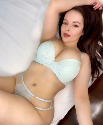 🌹хороший мужчина! Я креативная, нежная и опытная девушка, которая с радостью проведет время в твоей приятной компании.💋 Я знаю, как доставить удовольствие и создать атмосферу комфорта и расслабления.🔥 Мои услуги включают классический секс, оральные ласки, массаж и многое другое, чтобы сделать твои фантазии реальностью.💦 У меня есть отличные отзывы, которые подтверждают мою профессиональность и талант.🌟 Если ты ищешь качественную интимную встречу в Москве, я жду твоего звонка. 😉 Давай добавим яркие краски в нашу встречу! 🌈💫 8761, 25 лет