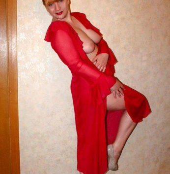 Живу в Москве и предлагаю широкий спектр услуг: классический секс, оральный, анальный, игрушки, ролевые игры и многое другое. У меня есть отличные отзывы от предыдущих партнеров, которые говорят о моем профессионализме и умении доставить удовольствие. Ты можешь увидеть мои фото в профиле, чтобы оценить мою красоту и сексуальность. Я открыта для новых экспериментов и готова исполнить твои самые сокровенные фантазии. Жду встречи с тобой! 💋 9993, 45 лет